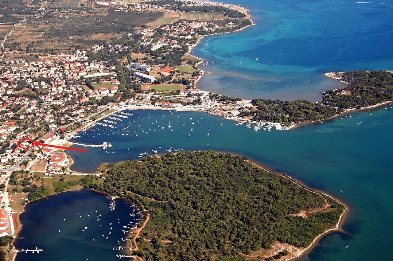 Bed And Breakfast Porto Del Mar Medulin 3*,  Croatia